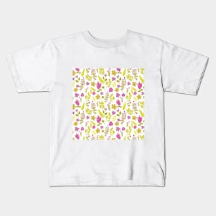 Fresh flower dream Kids T-Shirt